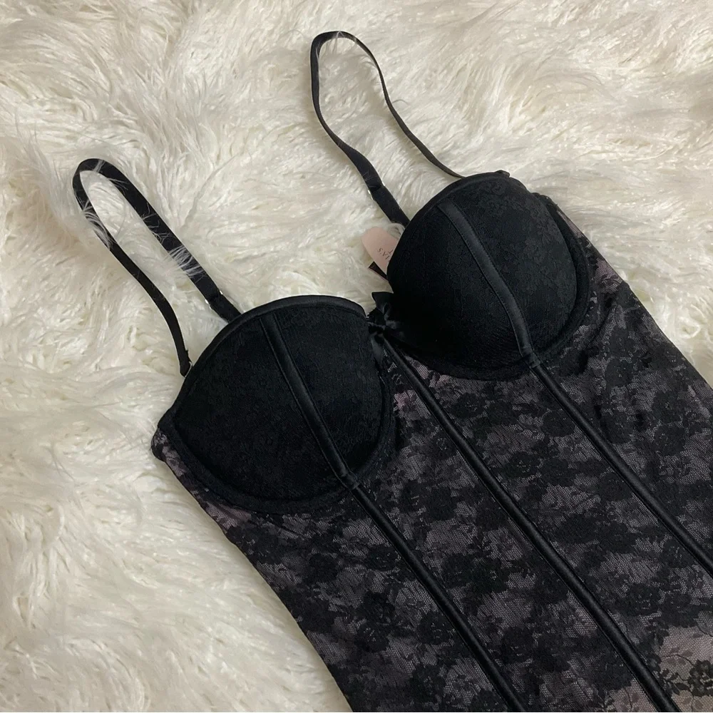 NWT 2010 VS Sexy Little Things Black Lace Corset Bustier 34C Sequin Thong Panty